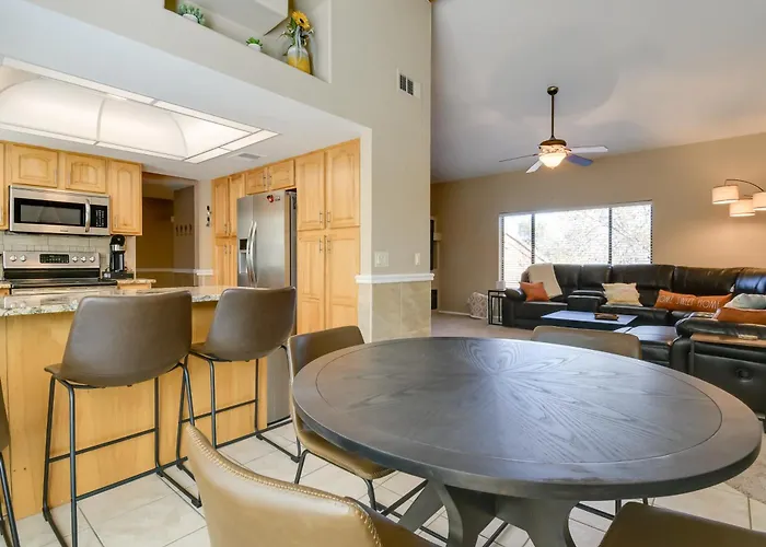 Pool Access & Mtn-view Balcony: Gem * Fountain Hills