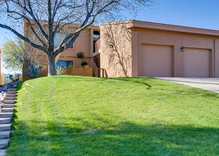 Holiday home Pool Access & Mtn-view Balcony: Gem Fountain Hills